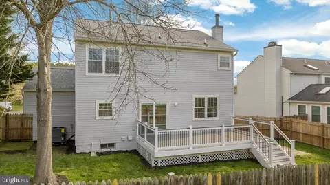 Exterior - 8940 Dennis Ct, Bristow, VA 20136 photo 7 of 10