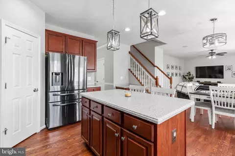 18599 Quantico Gateway Dr, Triangle, VA 22172 photo 10