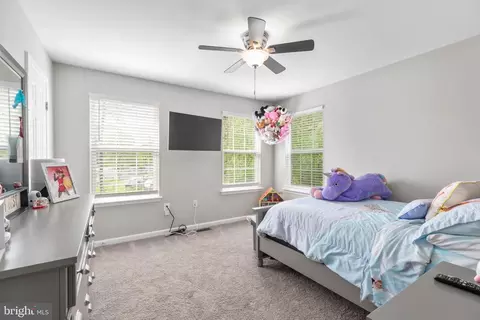 18599 Quantico Gateway Dr, Triangle, VA 22172 photo 28