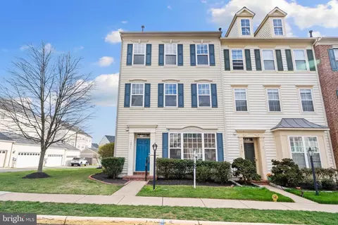 12011 Lake Baldwin Dr, Bristow, VA 20136