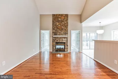 Living - 6545 Box Elder Loop, Gainesville, VA 20155 photo 1 of 5