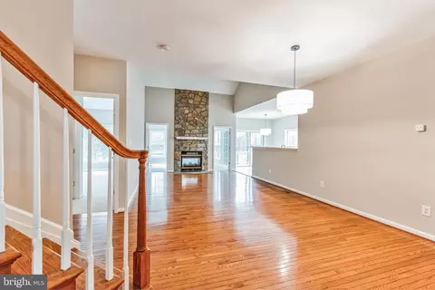 Entry Way - 6545 Box Elder Loop, Gainesville, VA 20155 photo 1 of 4