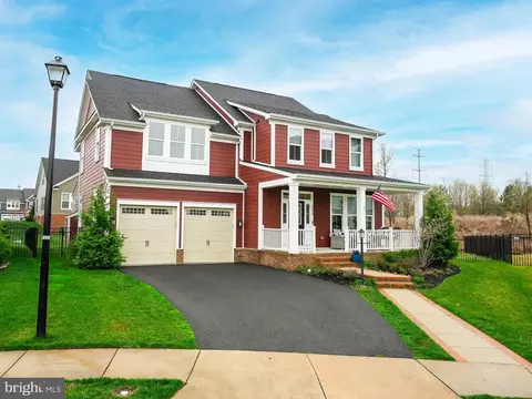 2575 Passionflower Ct, Dumfries, VA 22026