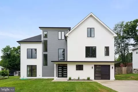 8709 Yorkshire Ln, Manassas, VA 20111