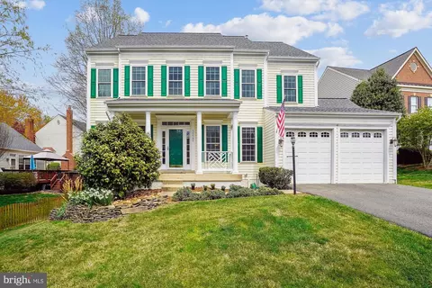 15589 Dryden Way, Dumfries, VA 22025