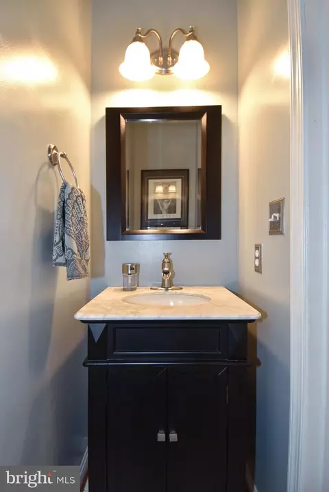 Bath - 14339 Broadwinged, Gainesville, VA 20155 photo 1 of 6