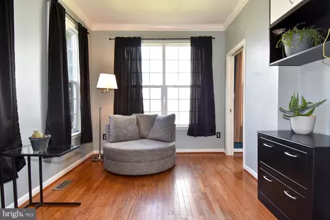 Living - 14339 Broadwinged, Gainesville, VA 20155 photo 1 of 7