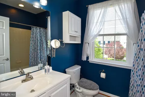 Bath - 14339 Broadwinged, Gainesville, VA 20155 photo 4 of 6