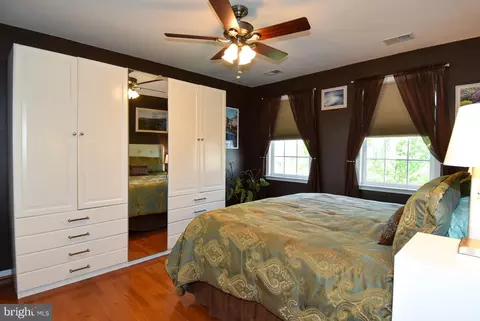 Bedroom - 14339 Broadwinged, Gainesville, VA 20155 photo 2 of 5