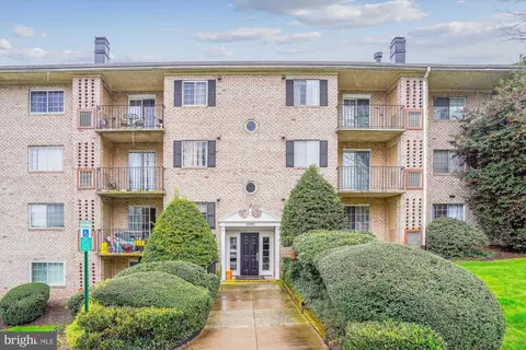 1521 Colonial Dr #T1, Woodbridge, VA 22192