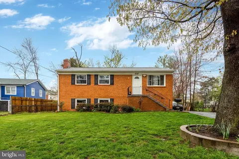 9728 Lafayette Ave, Manassas, VA 20109