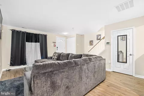 10475 Dylan Pl, Manassas, VA 20109 photo 4