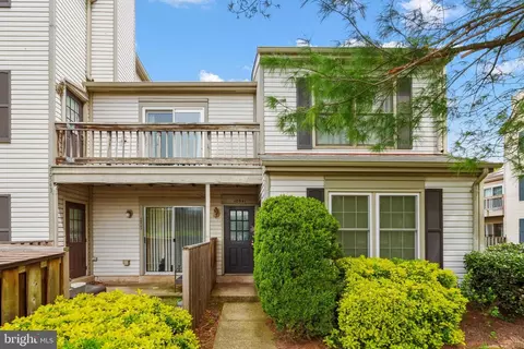 10541 Stonington Ln, Manassas, VA 20109