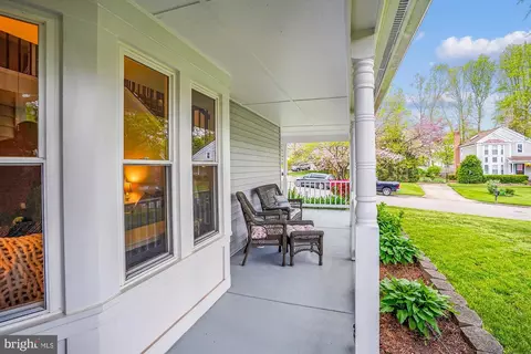 Exterior - 4508 Peppermill Ct, Dumfries, VA 22025 photo 4 of 11