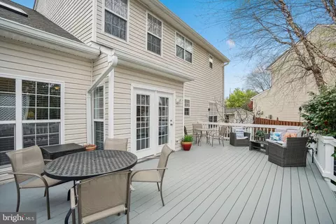 Exterior - 12321 Grimsby Ln, Bristow, VA 20136 photo 4 of 5