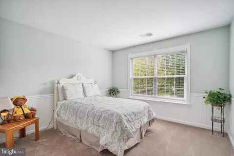 Bedroom - 12321 Grimsby Ln, Bristow, VA 20136 photo 3 of 7