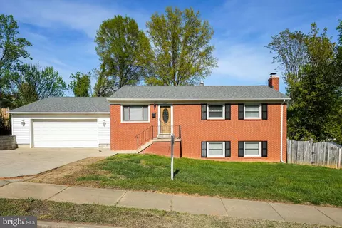 14327 Fullerton Rd, Woodbridge, VA 22193