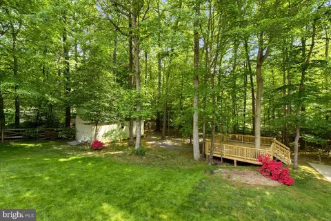 Exterior - 6367 Etheridge Ln, Manassas, VA 20112 photo 9 of 11