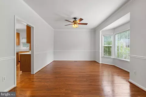 Living - 6367 Etheridge Ln, Manassas, VA 20112 photo 5 of 10