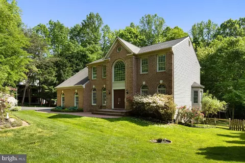 Exterior - 6367 Etheridge Ln, Manassas, VA 20112 photo 6 of 11