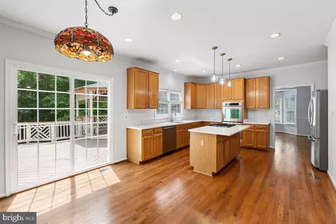 Kitchen - 6367 Etheridge Ln, Manassas, VA 20112 photo 5 of 6