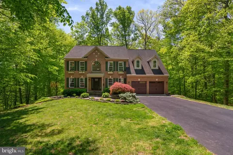7715 Knightshayes Dr, Manassas, VA 20111