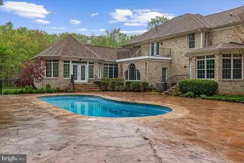 Exterior - 16512 Gaines Rd, Broad Run, VA 20137 photo 12 of 26