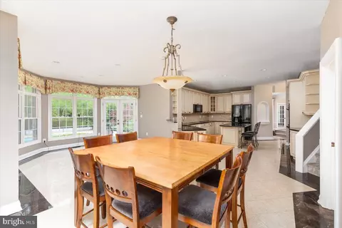 Dining - 16512 Gaines Rd, Broad Run, VA 20137 photo 4 of 6