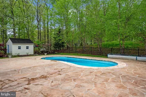 Exterior - 16512 Gaines Rd, Broad Run, VA 20137 photo 15 of 26