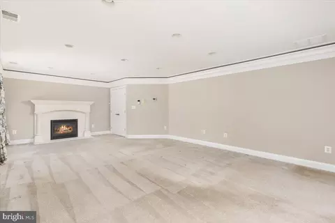 Living - 16512 Gaines Rd, Broad Run, VA 20137 photo 11 of 18