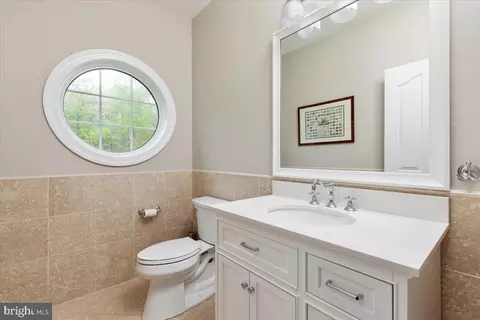 Bath - 16512 Gaines Rd, Broad Run, VA 20137 photo 1 of 10