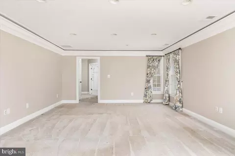 Living - 16512 Gaines Rd, Broad Run, VA 20137 photo 13 of 18