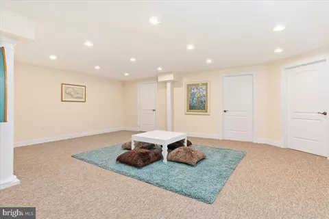 Living - 16512 Gaines Rd, Broad Run, VA 20137 photo 17 of 18