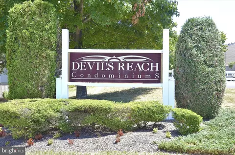 1719 Vonnies View Ct, Woodbridge, VA 22192