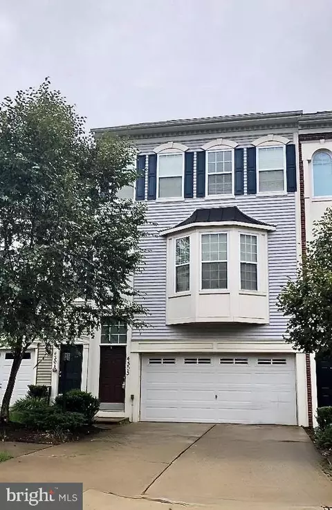 4303 Potomac Highlands Cir, Triangle, VA 22172