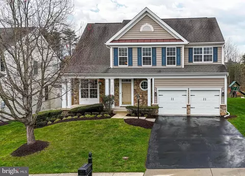 Exterior - 13643 Dodsworth Dr, Bristow, VA 20136 photo 3 of 24