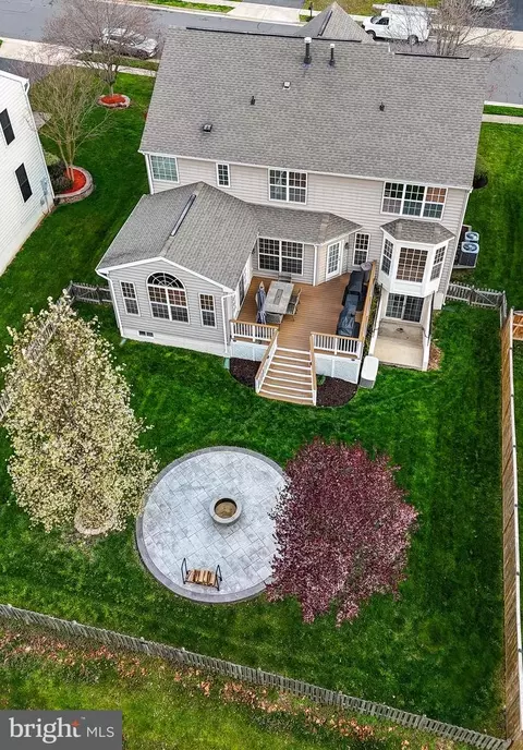 Exterior - 13643 Dodsworth Dr, Bristow, VA 20136 photo 9 of 24