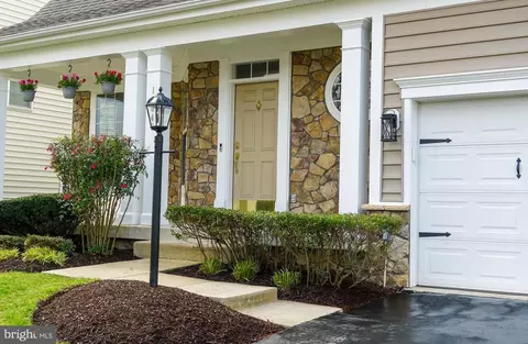 Exterior - 13643 Dodsworth Dr, Bristow, VA 20136 photo 7 of 24