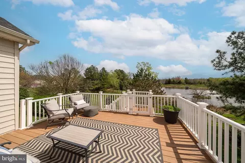 Exterior - 14243 Clatterbuck Loop, Gainesville, VA 20155 photo 8 of 10