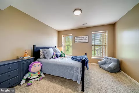 Bedroom - 14243 Clatterbuck Loop, Gainesville, VA 20155 photo 6 of 6