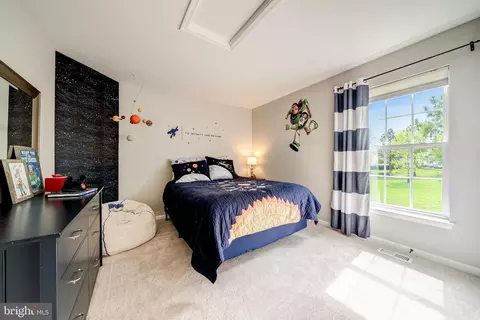 Bedroom - 14243 Clatterbuck Loop, Gainesville, VA 20155 photo 4 of 6
