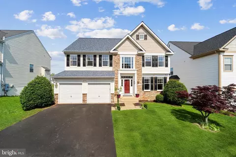8416 Granite Ln, Manassas, VA 20111