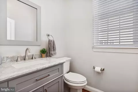 Bath - 9375 Falling Water Dr, Bristow, VA 20136 photo 1 of 4