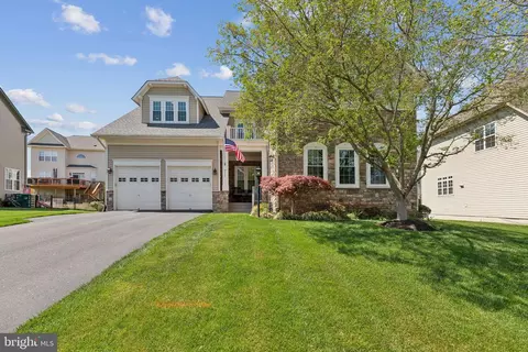 9375 Falling Water Dr, Bristow, VA 20136