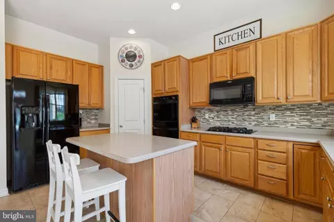 Kitchen - 9375 Falling Water Dr, Bristow, VA 20136 photo 1 of 4