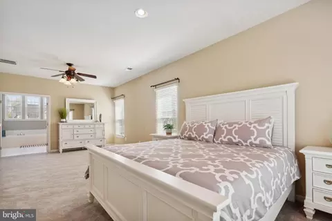 Bedroom - 9375 Falling Water Dr, Bristow, VA 20136 photo 6 of 8