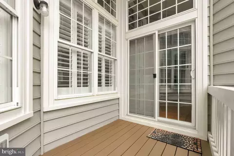 Exterior - 13428 Fieldstone Way, Gainesville, VA 20155 photo 8 of 9