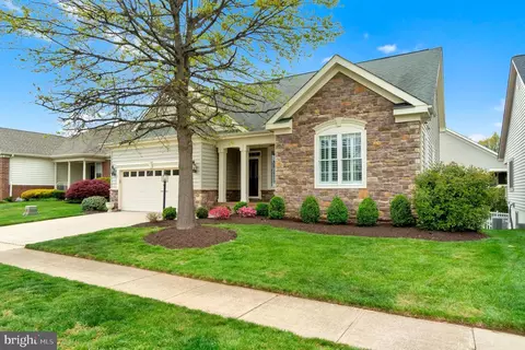 Exterior - 13428 Fieldstone Way, Gainesville, VA 20155 photo 2 of 9