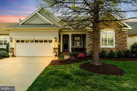 13428 Fieldstone Way, Gainesville, VA 20155