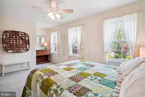 Bedroom - 15134 Holleyside Dr, Dumfries, VA 22025 photo 4 of 9
